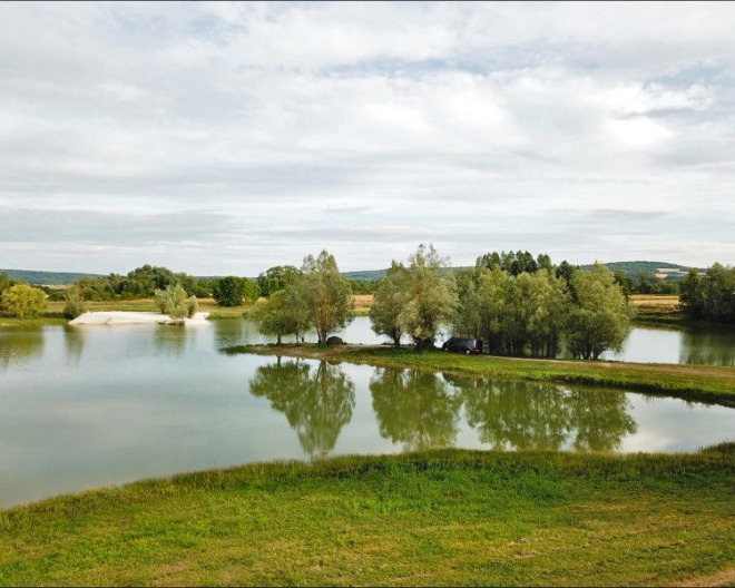Beaurepaire carp fishing lake in France – photo 4