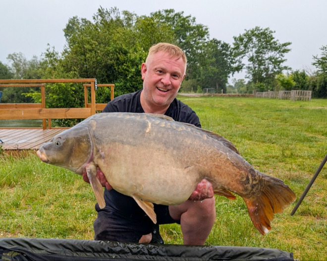 Duquesne carp fishing lake in France – photo 3