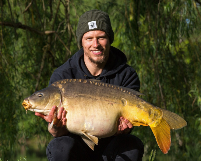 Eau De Vie South carp fishing lake in France – photo 6