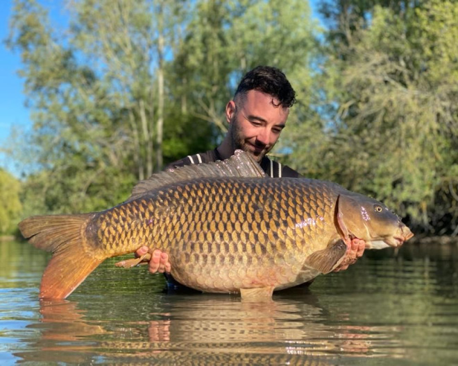 Deux Iles carp fishing lake in France – photo 6