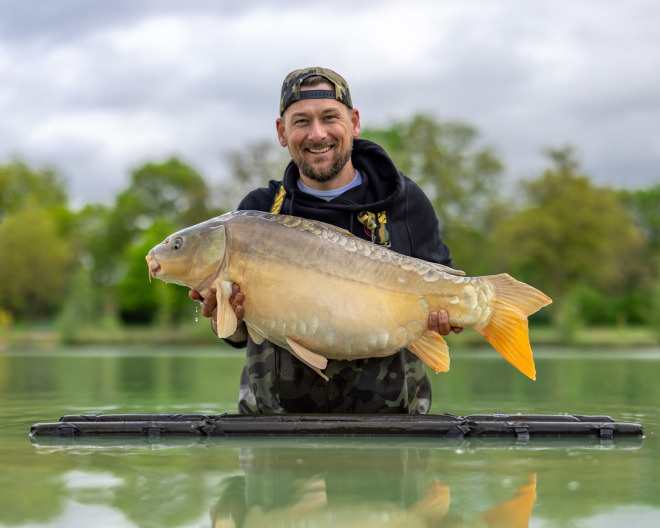 Maniere carp fishing lake in France – photo 6