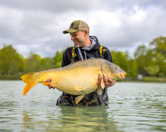 Maniere carp fishing lake in France – photo 2
